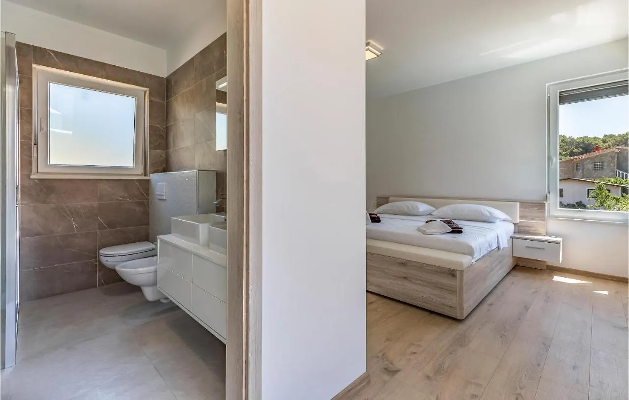 Nice Home In Pula With Wifi 0*,