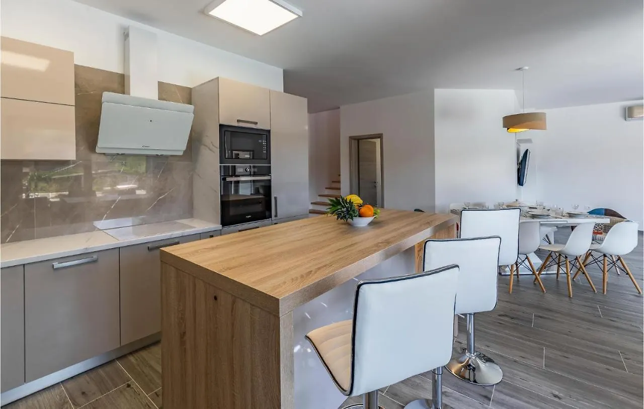 Nice Home In Pula With Wifi Croatia
