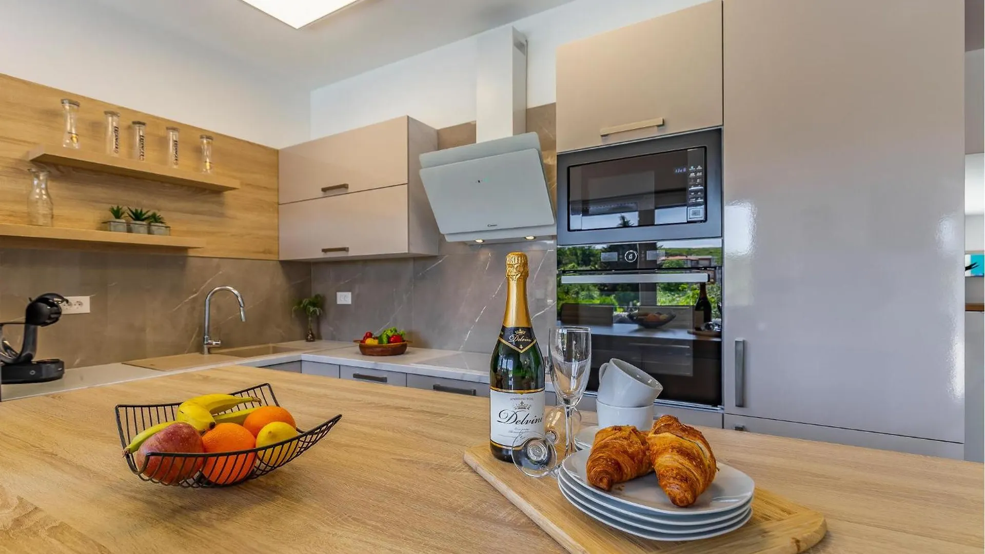 Nice Home In Pula With Wifi